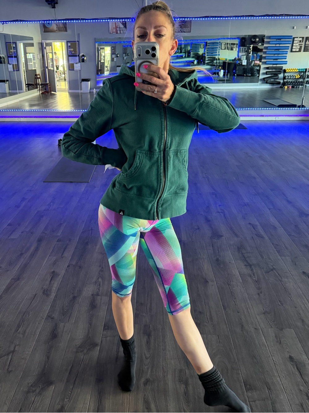 Victoria's Secret 80’s like neon Geo-Print Active Leggings in multicolor sz:Smal